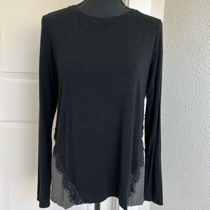 Loveappella - Lace Detail Knit Top